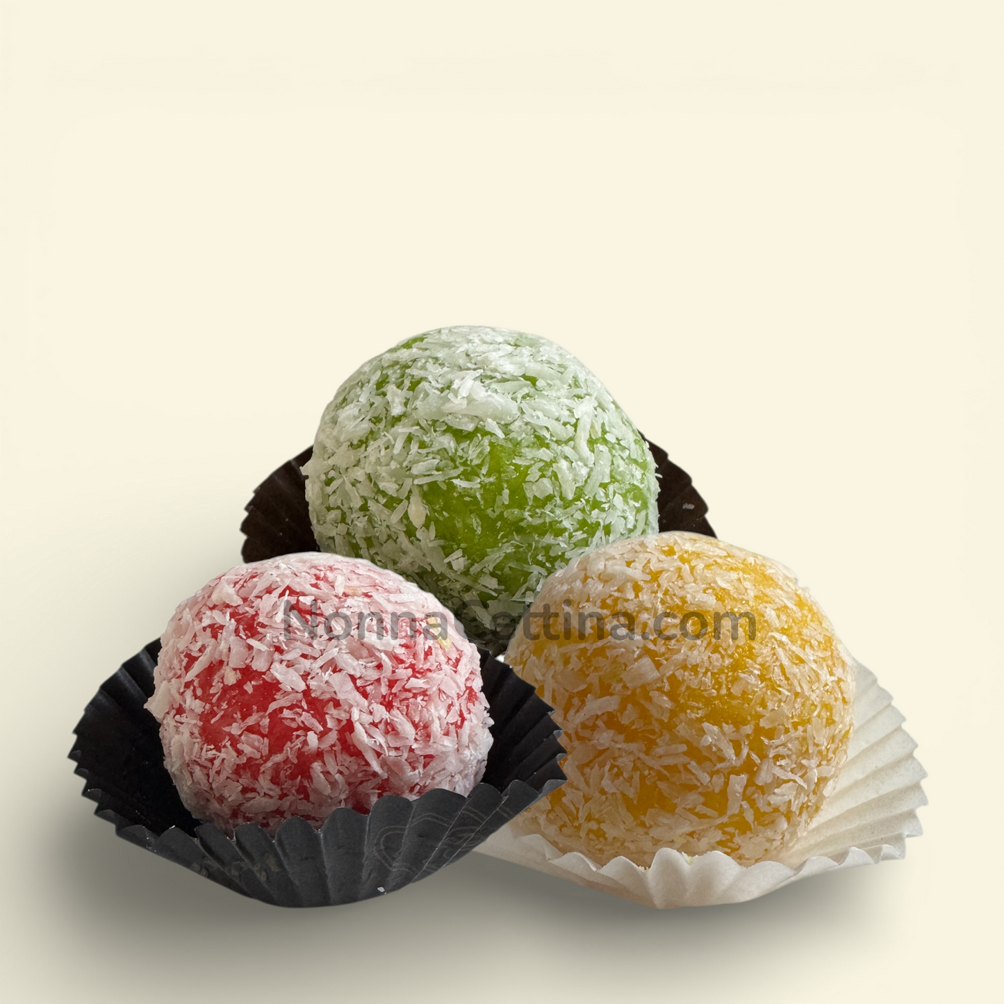 Nonna Cettina Dessert al Cocco Gusto Pistacchio Limone Fragola  – Confezione Regalo 350 g (Copia)